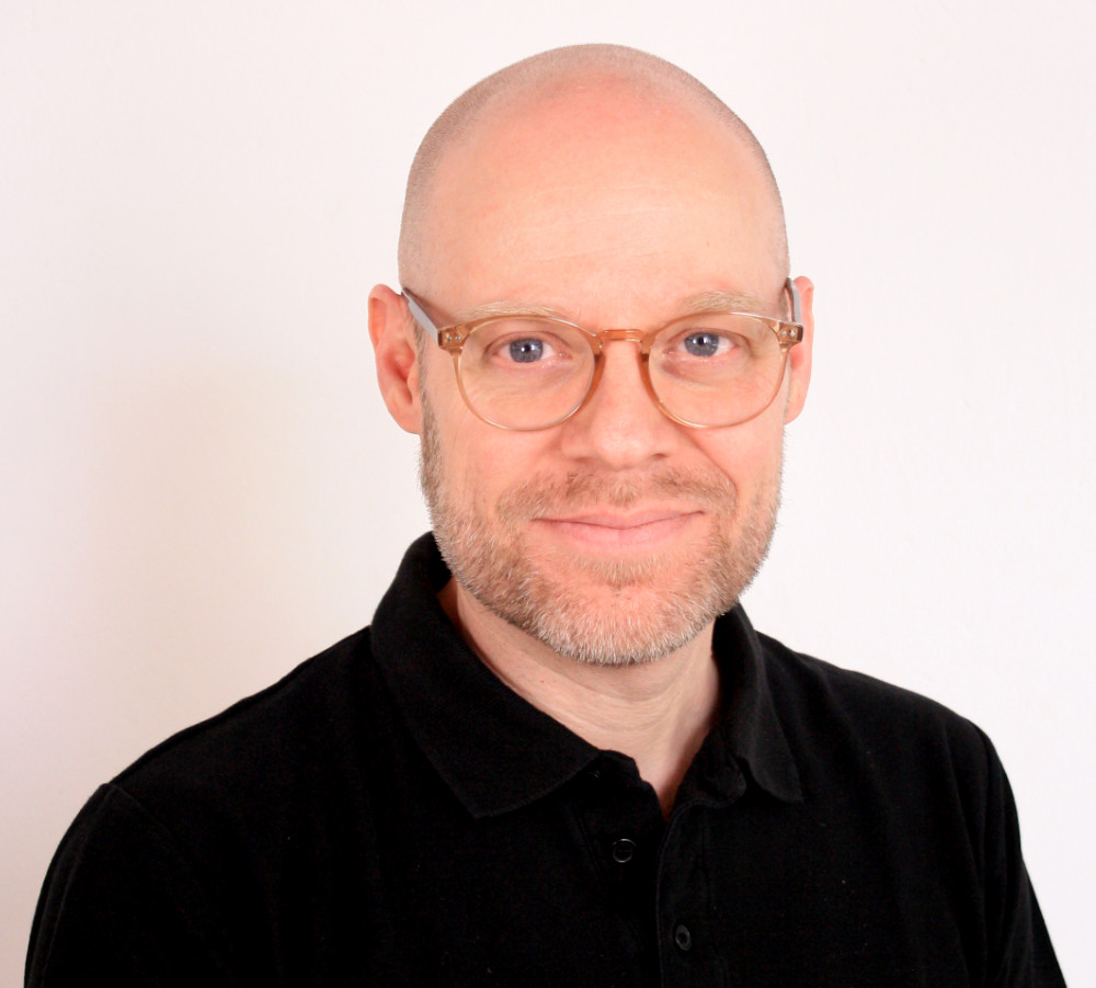 Portrait de Manès Aegerter - créateur de Web Essentia